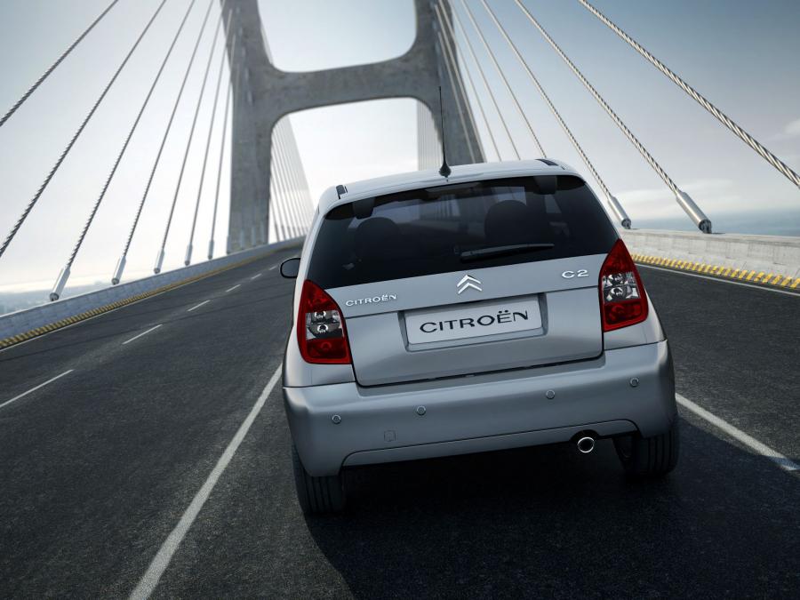  Citroen C2 VTR 2008 года  (фото 3 из 5)